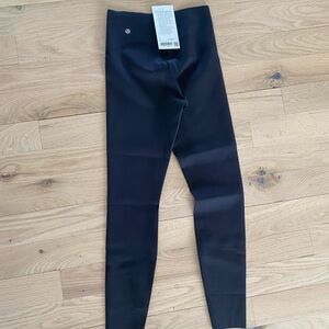 Lululemon Black Glow Up HR Tight 28” Size 6